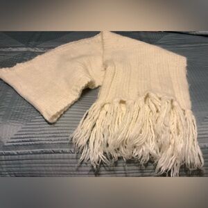Banana Republic Italian Yarn Scarf